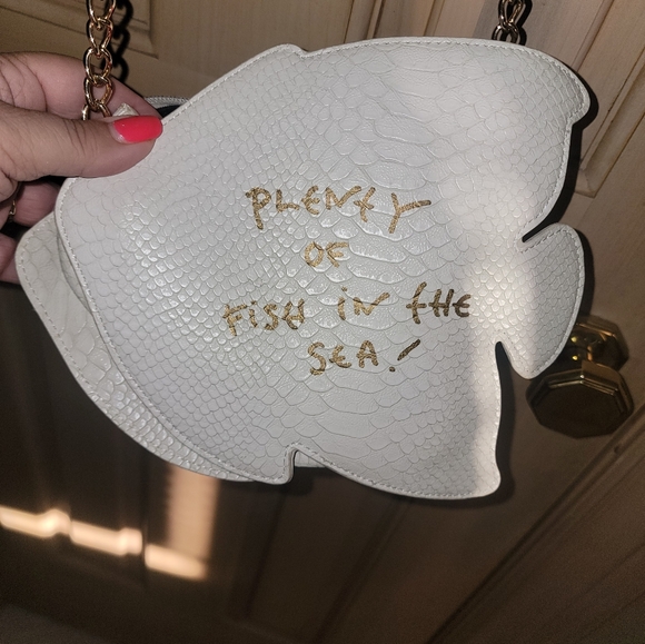 Betsy Johnson Crossbody Fish Purse Plenty of Fish in the Sea - Picture 2 of 12